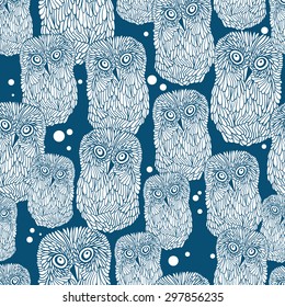 Seamless pattern with polar owl. Vector illustration in doodle stile.
