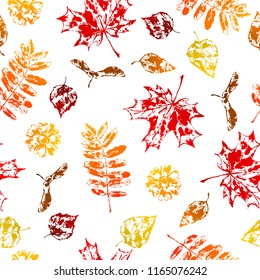 Seamless pattern with printed leaves. Art illustration of autumn foliage.