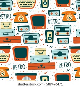 Seamless Pattern with Retro Media Elements. Vector Background of TV, Photo camera, Radio recorder, Phone and etc.