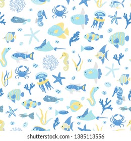 Seamless pattern with sea animals.