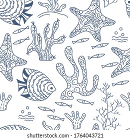 Seamless pattern. Sea floor, underwater world. Fish and seaweed on a white background. Hand drawing vector drawing