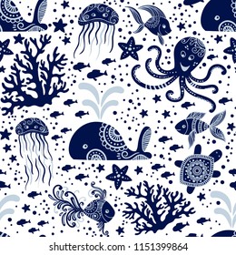 Seamless pattern with sea underwater animals. Cute cartoon jellyfish, octopus, starfish and turtles. Marine background for kids. Perfect for textile print, cloth design and fabric