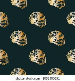 Seamless pattern with seashells. Vector illustration