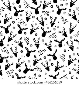 Seamless pattern. Silhouettes of deer and elk. Hand drawn vector black on white illustrations. Cartoon, doodle. Childish drawing. Heads of deers and elks.