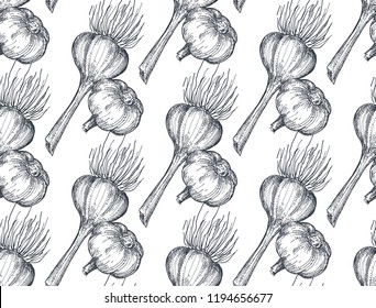 Seamless pattern with sketched garlic. Hand drawn vector illustration. Engraving style, endless background 