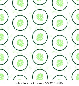 Seamless pattern with sliced cucumber - summer season vegetable. Close up drawing of cut cucumber. Green cucucmber on white grunge backdrop.
