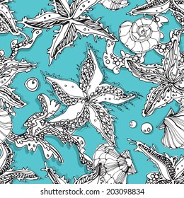 Seamless pattern with starfish and shells