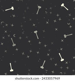 Patrón sin fisuras con estrellas, símbolos de mazo sobre fondo negro. Cielo nocturno. Ilustración vectorial sobre fondo negro