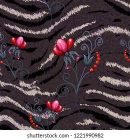 Piel rayada de tigre y flores sin manchas.