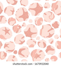 Seamless pattern textured seashell with seahorse and starfish