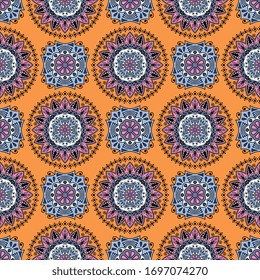 Baldosa de teja sin inconvenientes con mandalas. Elementos decorativos de época. Antecedentes dibujados a mano. Motivos islámicos, árabes, indios y otomanos. Perfecto para imprimir en tela o papel.