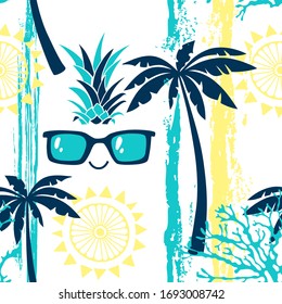 Seamless pattern with tropical elements on white. Summer cartoon background.  Vector illustration.