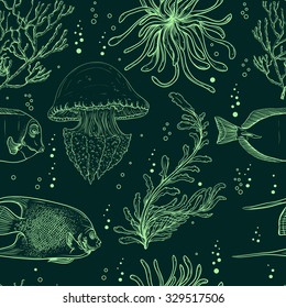 Seamless pattern with tropical fish, jellyfish, marine plants and seaweed. Vintage hand drawn vector illustration marine life. Design for summer beach, decorations,print,pattern fill, web surface