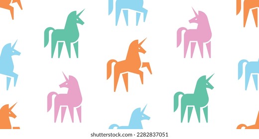 Nahtloses Muster mit Unicorns. einzeln auf weißem Hintergrund