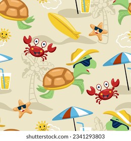 Seamless pattern vector of funny animals cartoon with beach holiday elements