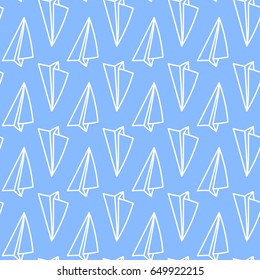 Seamless pattern with vector paper airplane. Travel, route symbol. Vector illustration of  background with hand drawn paper plane. Outline. Hand drawn doodle airplane. Black linear paper plane icon.