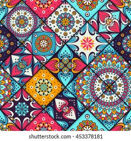 Seamless pattern. Vintage decorative elements. Hand drawn background. Islam, Arabic, Indian, ottoman motifs. Vector illustration