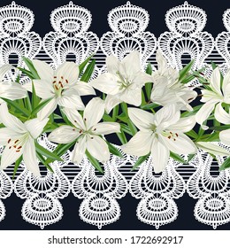 Nahtlose Muster weißer Lilienblumen auf dunklem Hintergrund.