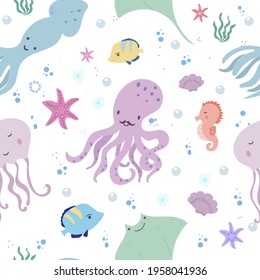 Seamless pattern whith sea animals, fishes, corals and shells. Underwater world, hand drawn doodle vector illustration.