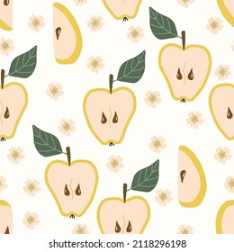 Patrón sin foco con porciones de manzana amarilla y mitades y flores. Ilustración dibujada a mano por vectores.