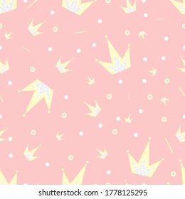 seamless pattern yellow crown on pink background