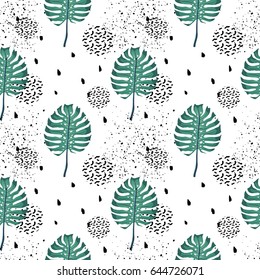 Patrón repetido sin problemas con hojas tropicales verdes sobre fondo blanco. Es bueno para el diseño de papel, póster, textil, tarjetas de felicitación.