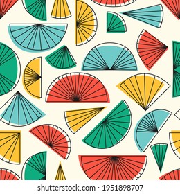 Patrón retro sin inconvenientes con formas de ventilador abstractas