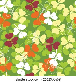 Seamless shamrock pattern on St. Patrick's Day. Light background of green clover leaves. St. Patrick's background. Vector template for fabric, textiles, wallpaper, wrapping paper, etc.