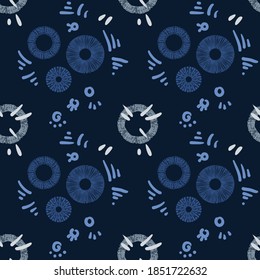 Seamless, simple, geometric pattern. Design for fabric, paper, textiles, ceramics, wallpaper. Vector graphic ornament.