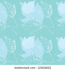 Seamless texture. Autumn background with leaves. Vector illustration./ Floral background