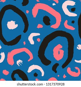 Seamless texture with exotic leopard ink print. Abstract modern pattern can be used for wallpaper, pattern fills, web page background, surface textures, printing on textiles.
