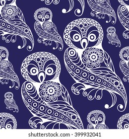 Seamless texture with lace pattern in floral style (with bird(owl). Suitable for design: cloth, web, wallpaper, wrapping. Vector illustration.