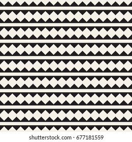 Seamless tracery pattern. Repeated stylized lattice. Symmetric geometric abstract wallpaper. Trellis ethnic motif. Vector illustration