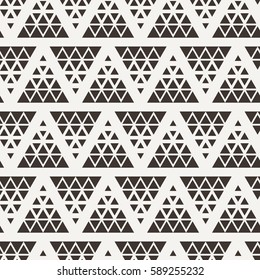 Seamless triangle halftone gradient pattern. Geometric abstract background