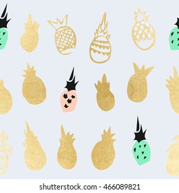Seamless tropical golden pineapple pattern. Gold foil minimal design template. Hand drawn simple, scandinavian style background. Suitable for textiles, papers, wallpapers, cards and scrapbooking.