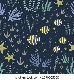 Seamless underwater pattern with fish and seaweed. Vector illustration.