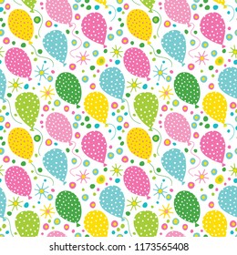 Seamless vector background with bright balloons.