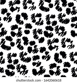 Seamless vector black and white hand drawn leopard pattern. Stylish fashionable wild leopard print. Animal print background for fabric, textile, design, advertising banner.