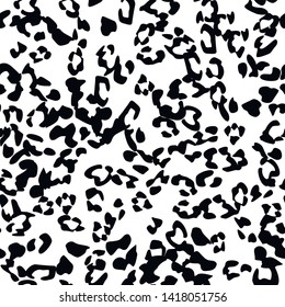 Seamless vector black and white leopard fur pattern. Stylish fashionable wild leopard print. Animal print background for fabric, textile, design, advertising banner.