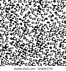 Seamless vector black and white leopard fur pattern. Stylish fashionable wild leopard print. Animal print background for fabric, textile, design, advertising banner.