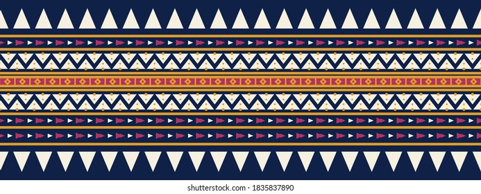 Frontera vectorial sin foco al estilo étnico. Ornamento geométrico. Tira decorativa para textiles.