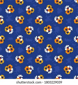 Nahtlose Vektorblumenmuster. Textildesign mit Blumen. Vintage-Hintergrund für den Druck auf Stoffen, Tapeten, Papier und anderen Oberflächen.