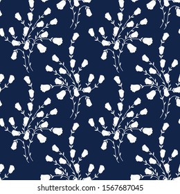 seamless vector flowers  pattern on navy        background