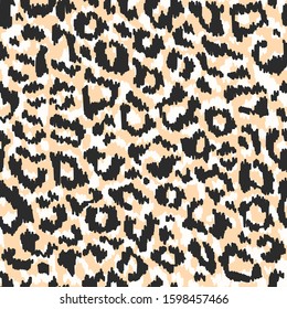 Seamless vector hand drawn leopard fur pattern. Stylish wild leopard print. Animal print background for fabric, textile, cover, wrapping etc. 10 eps design.