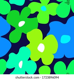 Ilustración vectorial perfecta con flores abstractas verdes y azules. Elegante plantilla para impresiones de moda. Diseño floral creativo en un fondo oscuro. Más patrones de flores en mis colecciones. 