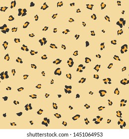 Seamless vector leopard fur pattern. Stylish fashionable wild leopard print. Animal print beige 10 eps background for fabric, textile, design, cover, wrapping.