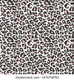 Seamless vector leopard fur pattern. Stylish fashionable wild leopard print. Animal print beige gradient 10 eps background for fabric, textile, design, cover, wrapping.