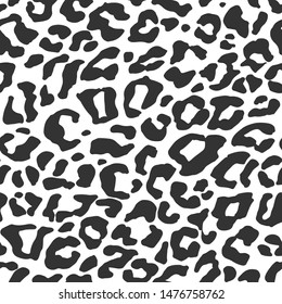 Seamless vector leopard fur pattern. Stylish fashionable wild leopard print. Animal print beige gradient 10 eps background for fabric, textile, design, cover, wrapping.