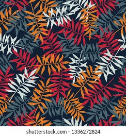Seamless vector pattern with autumn forest leaves