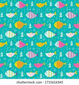 Seamless vector pattern with fishes, bubbles and seaweed. Marine background.
